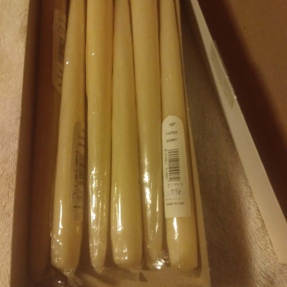SOLD ~ (Box of 6) 10" Unscented Ivory Taper Candles - Picture 1 of 1